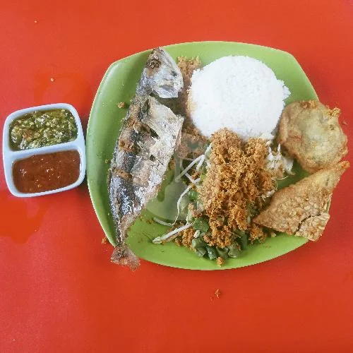 IKAN GEMBUNG PENYET